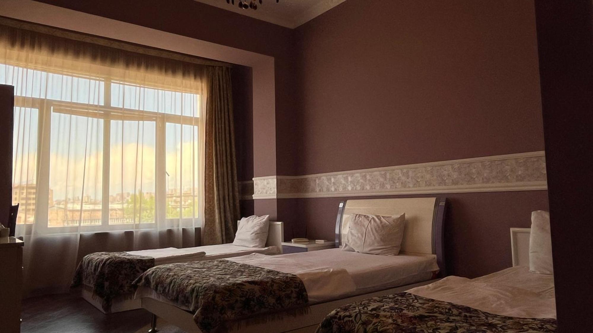 Ivy Boutique Hotel Yerevan Phòng bức ảnh