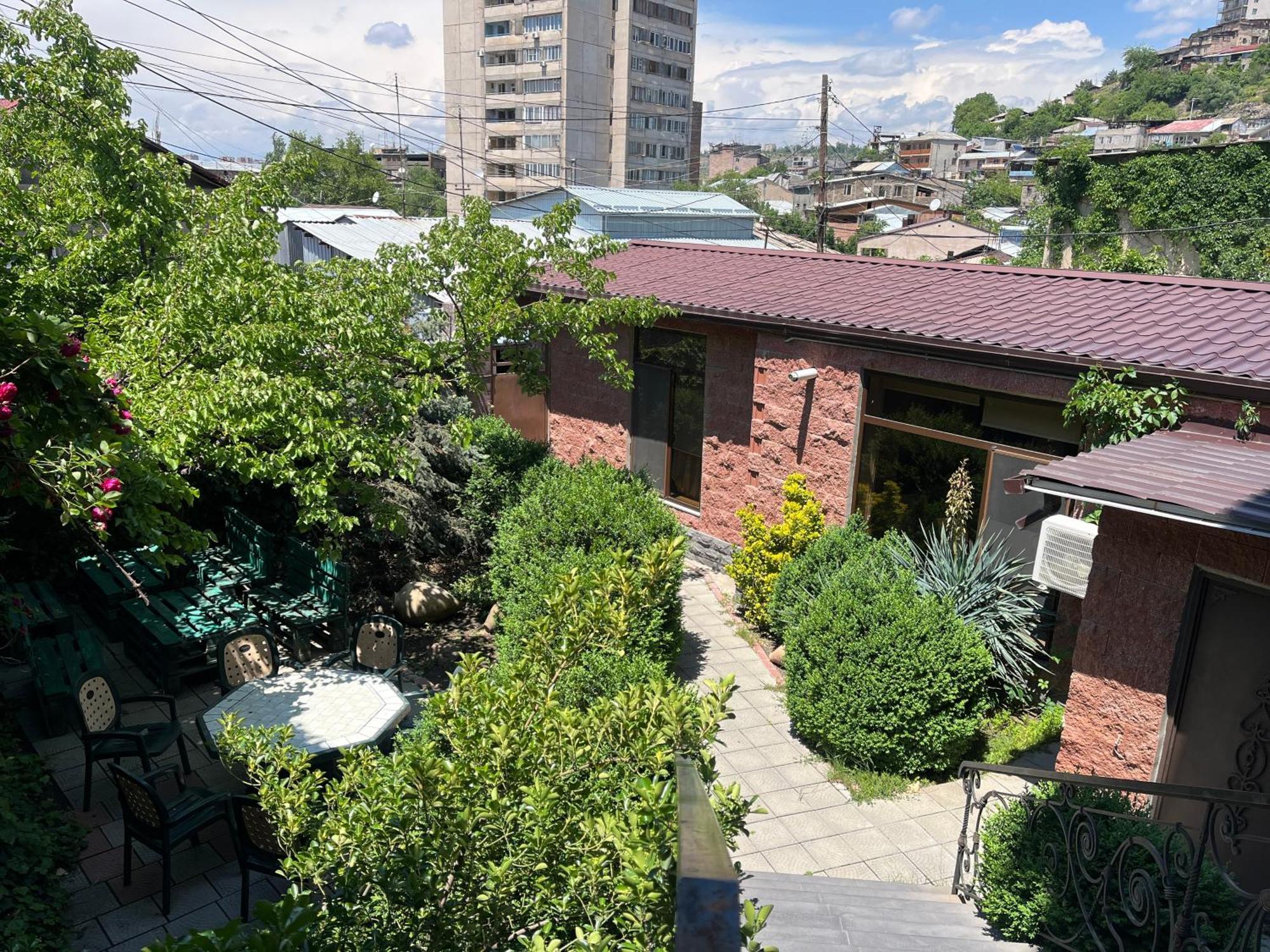 Ivy Boutique Hotel Yerevan Ngoại thất bức ảnh